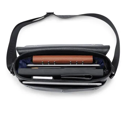 TRIAL NEST SHOULDER BAG